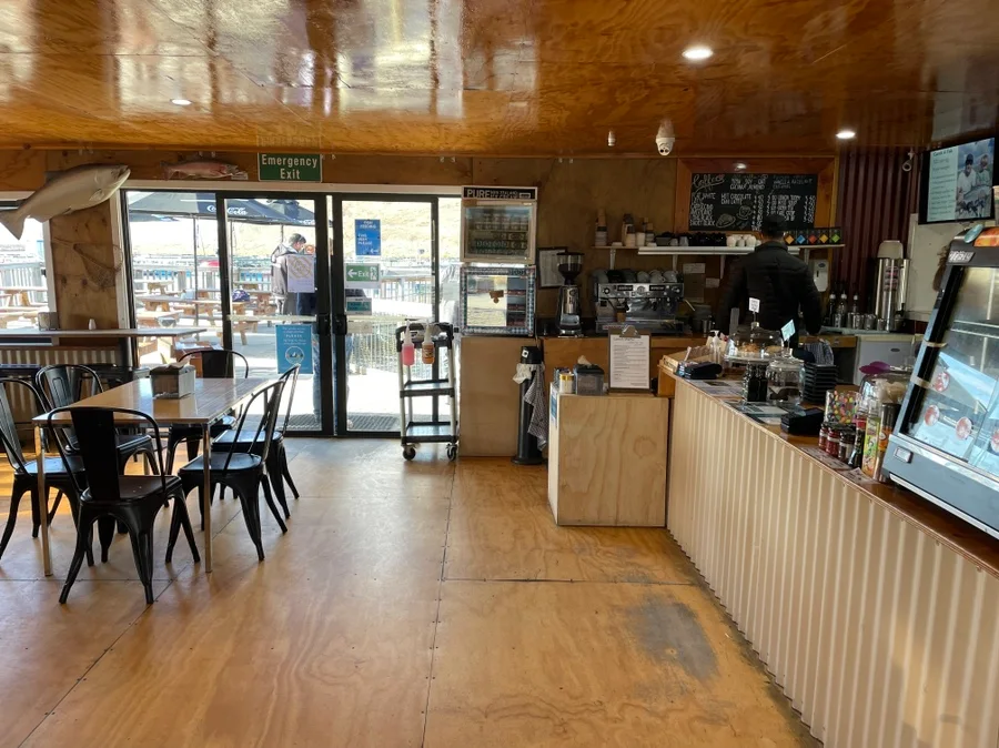 2022년 8월 뉴질랜드 남섬 여행  Day-2 연어 낚시 / 와나카 호수 / 퀸스타운 사진 24